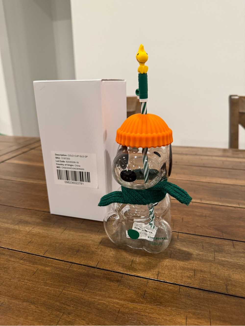 2026 STARBUCKS X PEANUTS SNOOPY GLASS COLD CUP